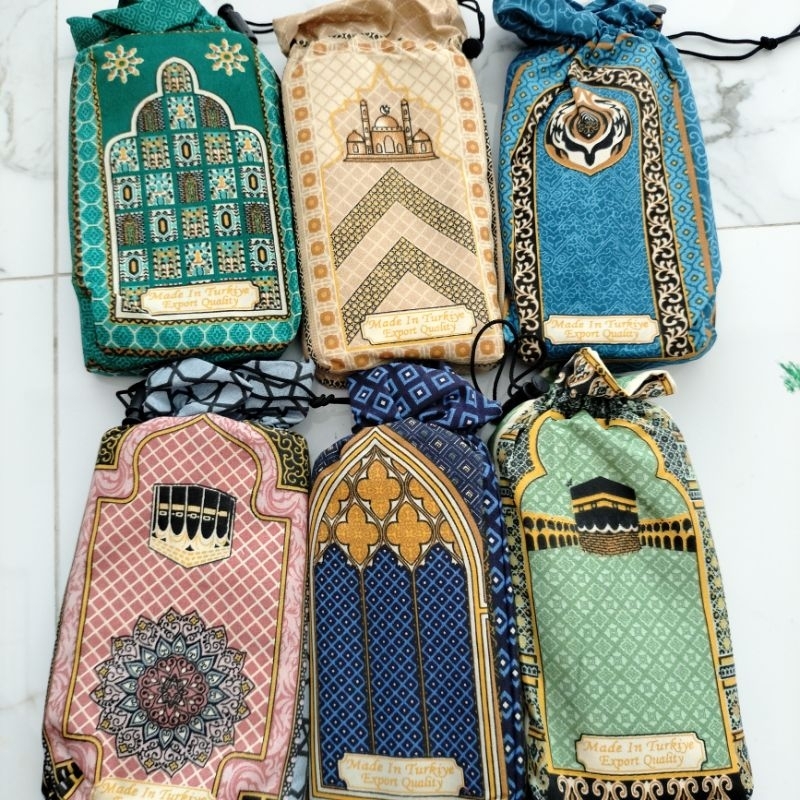 Sajadah Pouch Kain Silky