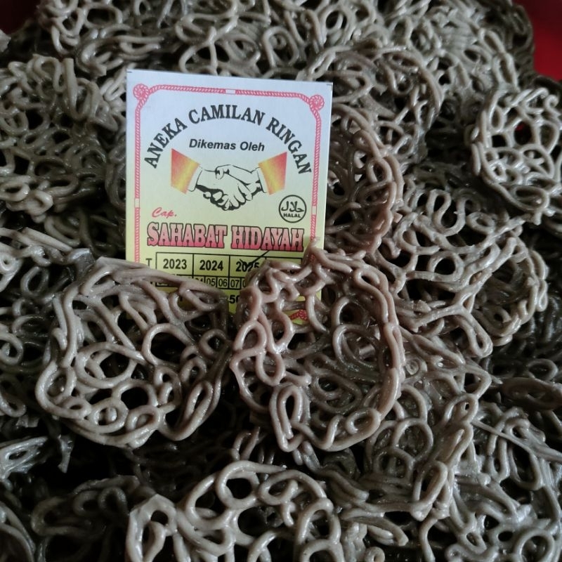 

Kerupuk mentah / kerupuk uyel cumi / mawar cumi (500g)