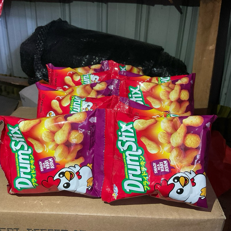 

DrumStix Snack rasa kari ayam RENCENG ISI 10