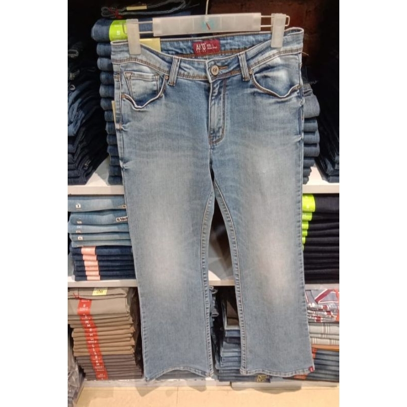 celana wanita model bootcut Ako jeans original