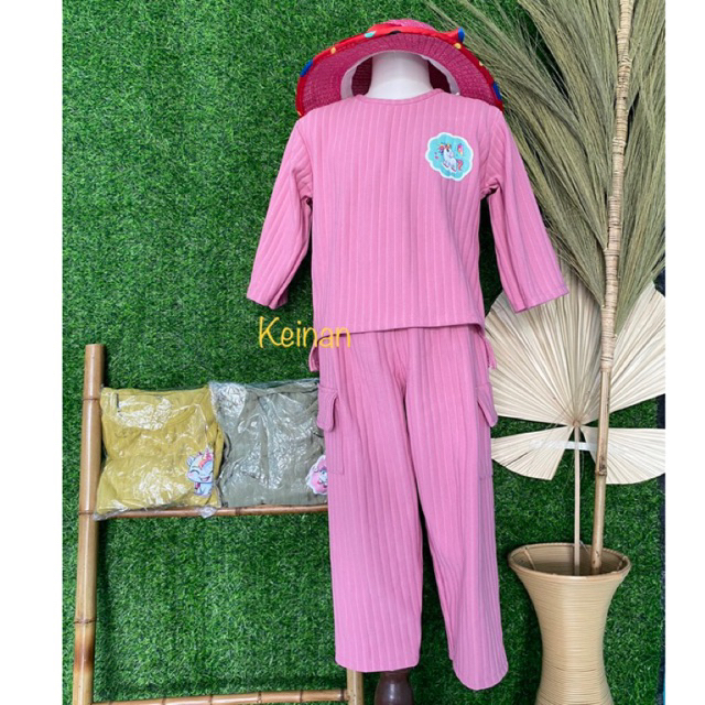 SETELAN KNIT ANAK PEREMPUAN / SET KNIT CARGO ANAK