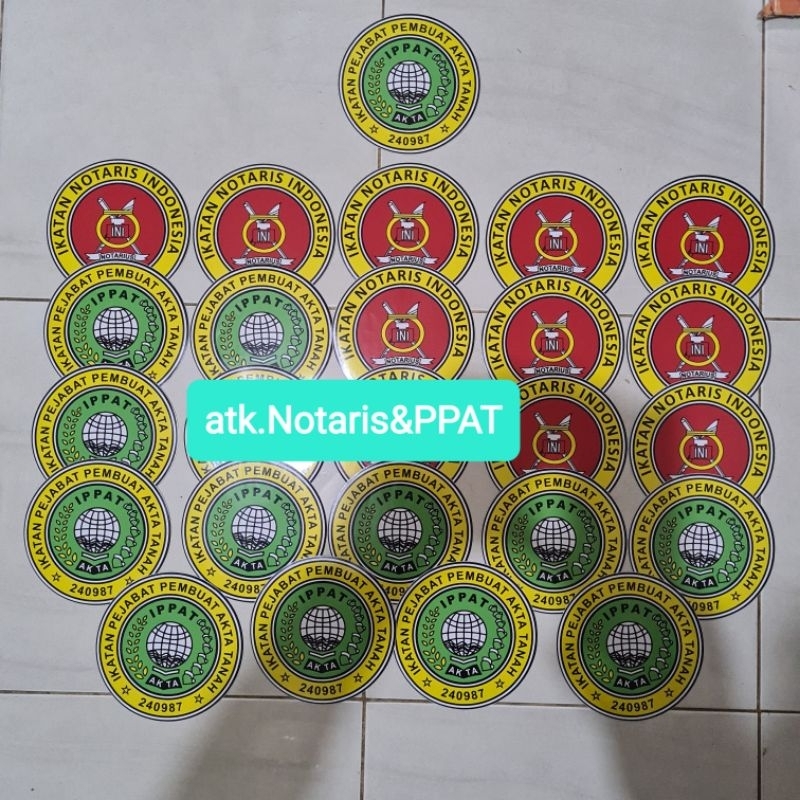 

stiker Pintu kantor Notaris&ppat