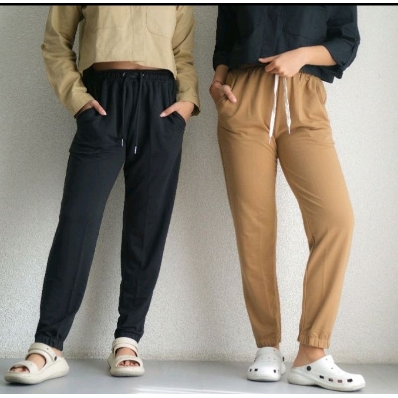 I Look Daily Jogger Pants