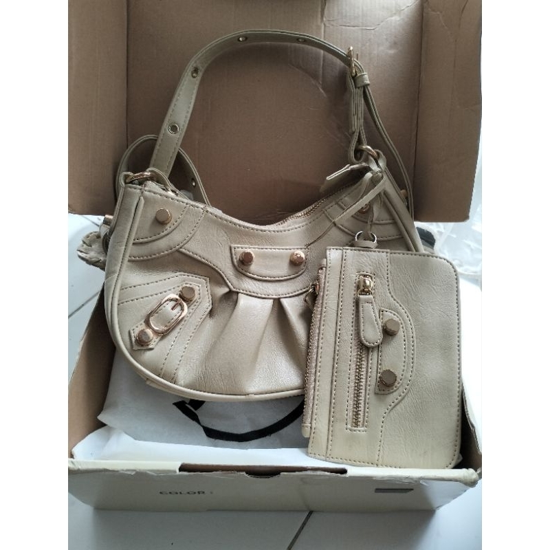 Coco bag kian.id warna beige tas kian id preloved tas kian id beya