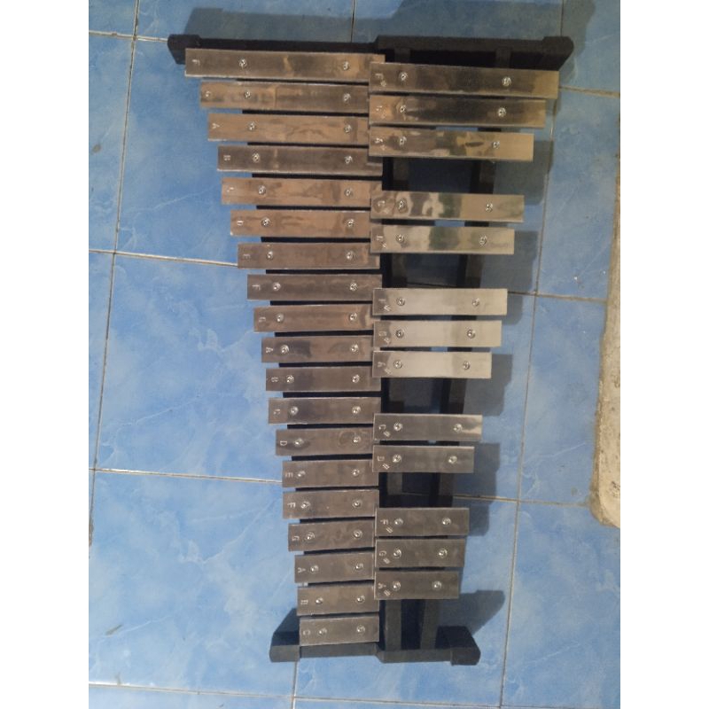 MARCHING BELL / BELYRA