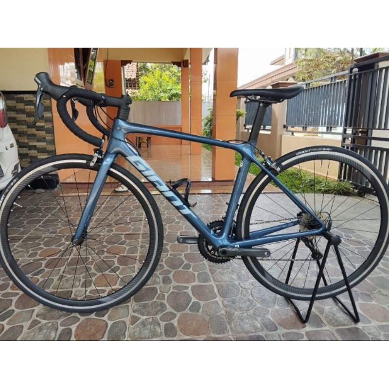 GIANT TCR ADV 3 2021