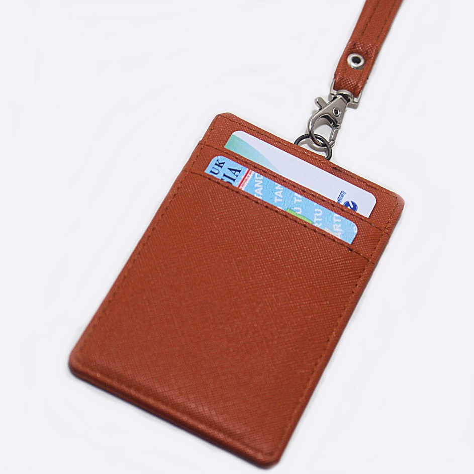 

Terbatas GANTUNGAN ID CARD KULIT TAIGA 3 SLOT KARTU DENGAN TALI ➚➹✲