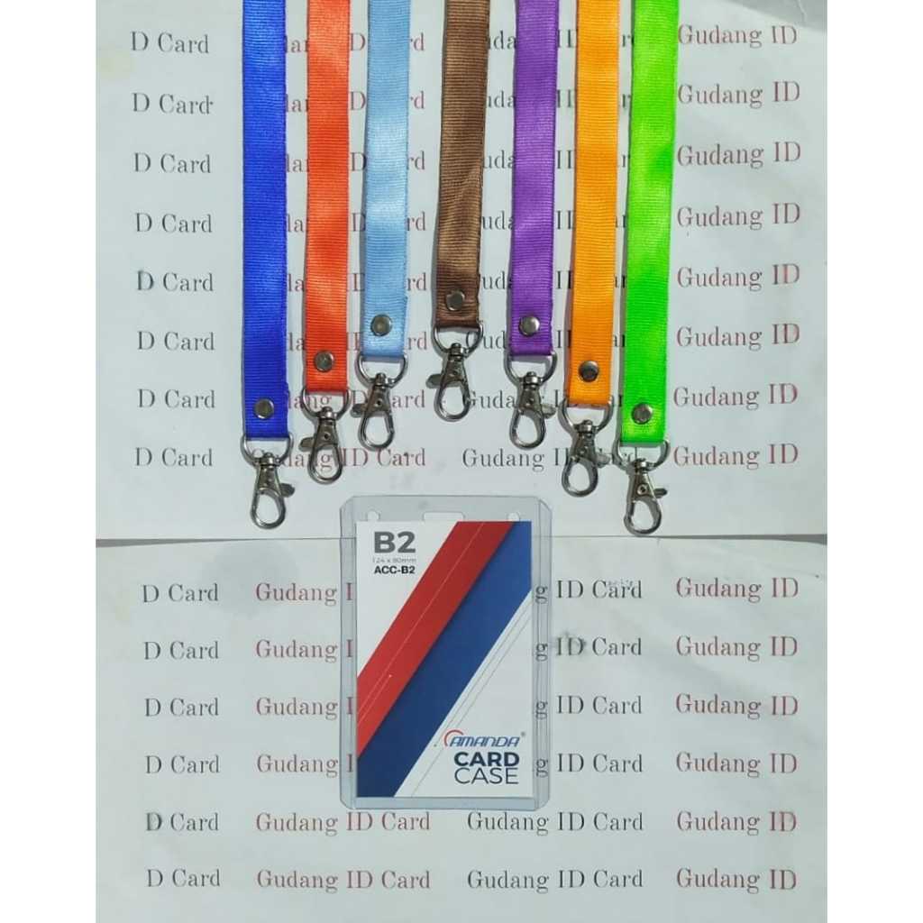 

Paket Tali Kait Polos 1.5CM + Card Case B2