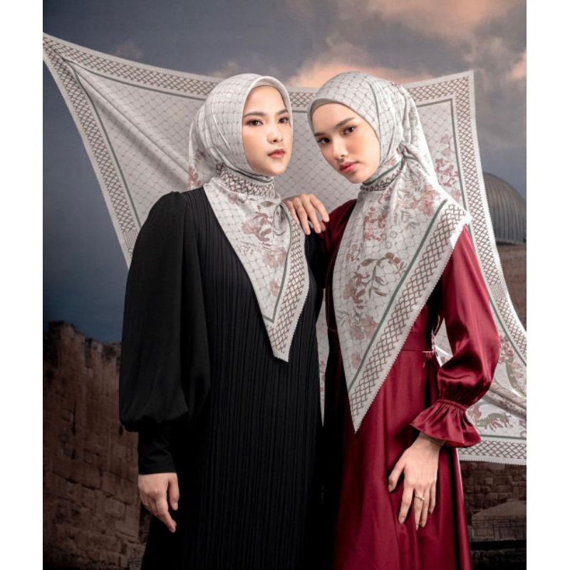 SIAP KIRIM‼️huma scarf ivory size standar by heylocal id