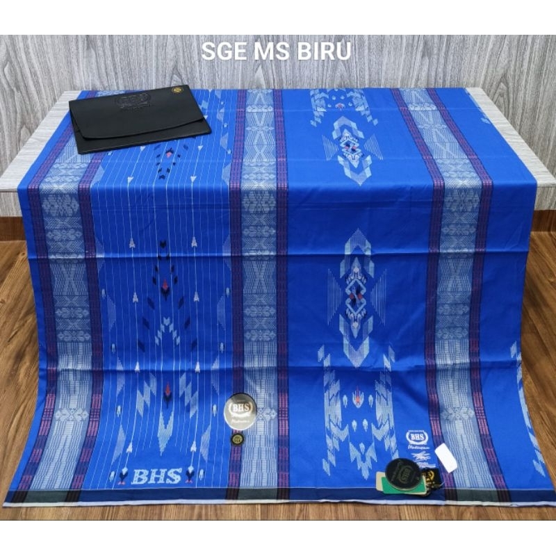 Sarung bhs masterpiece type SGE warna biru original