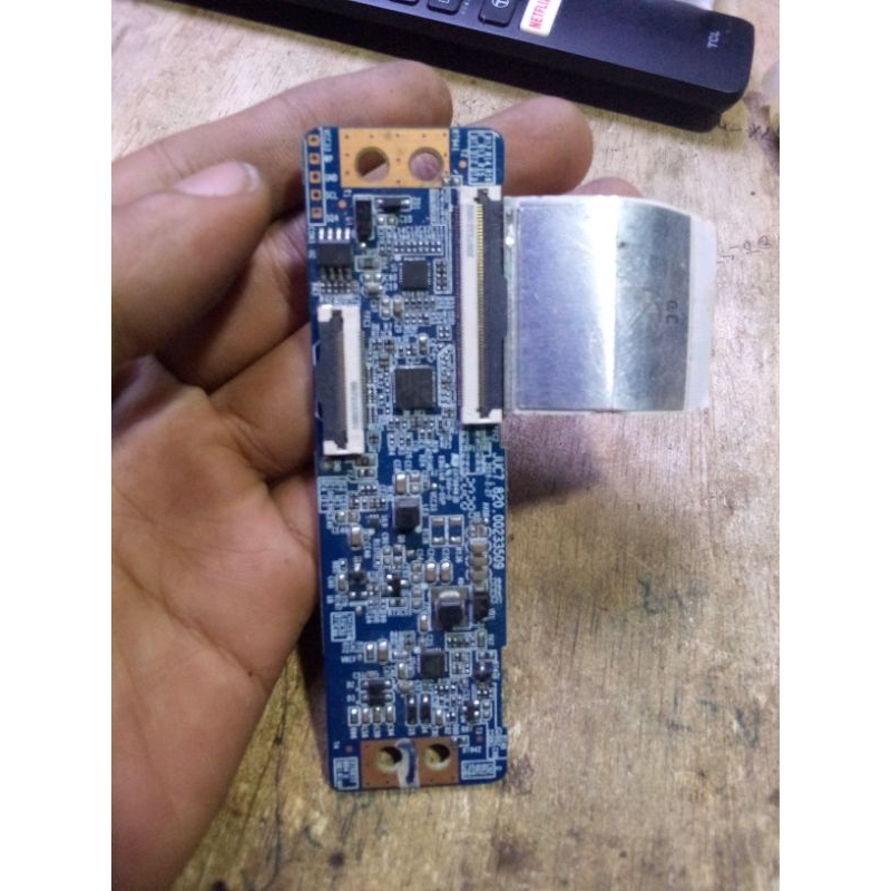 TICON TICON TV LED CANGHONG L32H7 TICON CANGHONG L 32H7