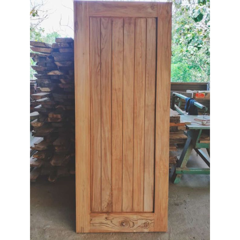 Daun pintu kamar jati