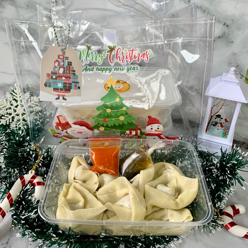 

Hampers Natal Pangsit Frozen isi 20pcs Bingkisan Natal