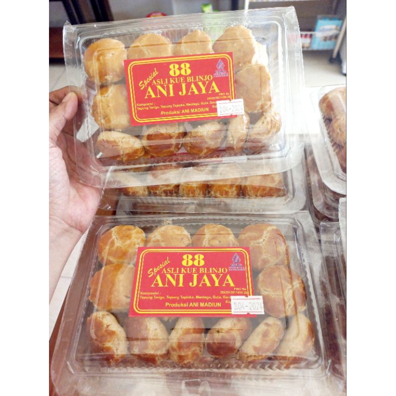 

Kue belinjo/kacang Ani Jaya