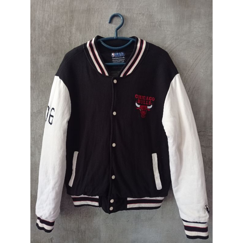(READY) Varsity Chicago Bulls