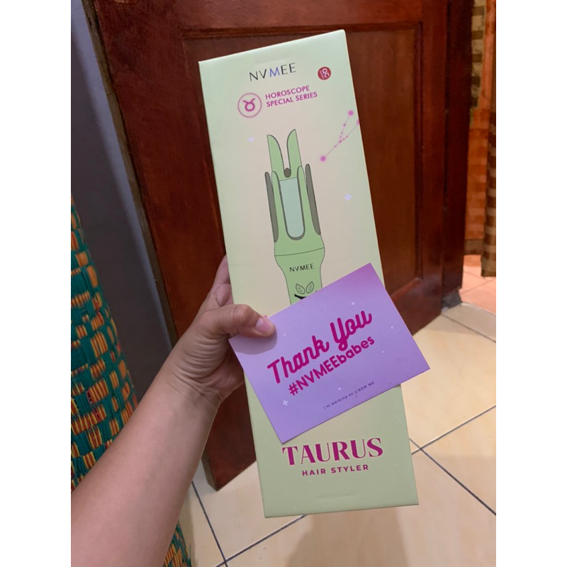 Nvmee hair curly Taurus
