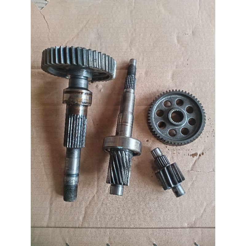 Rasio/gigi gardan vario 125 old