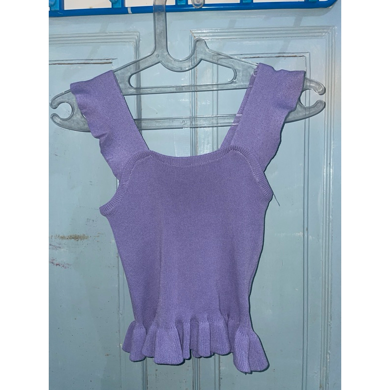 [PRELOVED] MIX & MAX CROP TOP