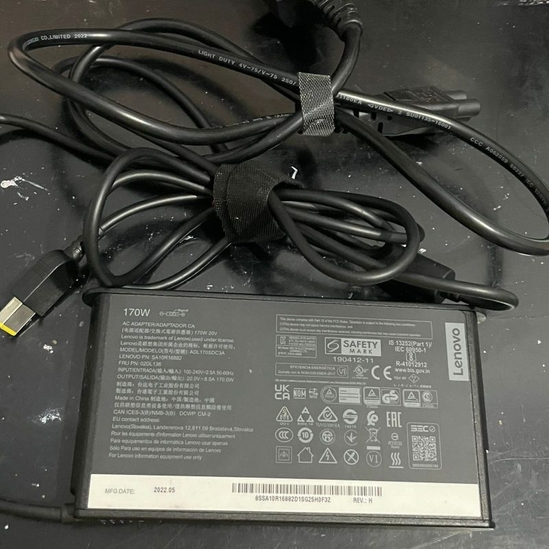 Charger Lenovo Ideapad Gaming 3i second bagus