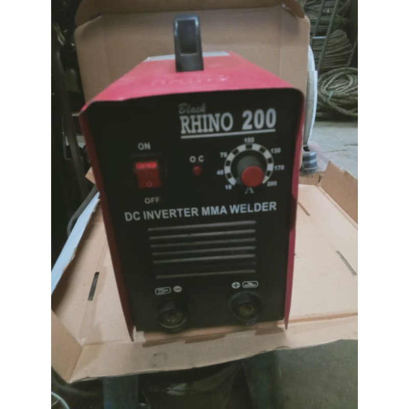Mesin las listrik 200 A - Rhino (bekas)