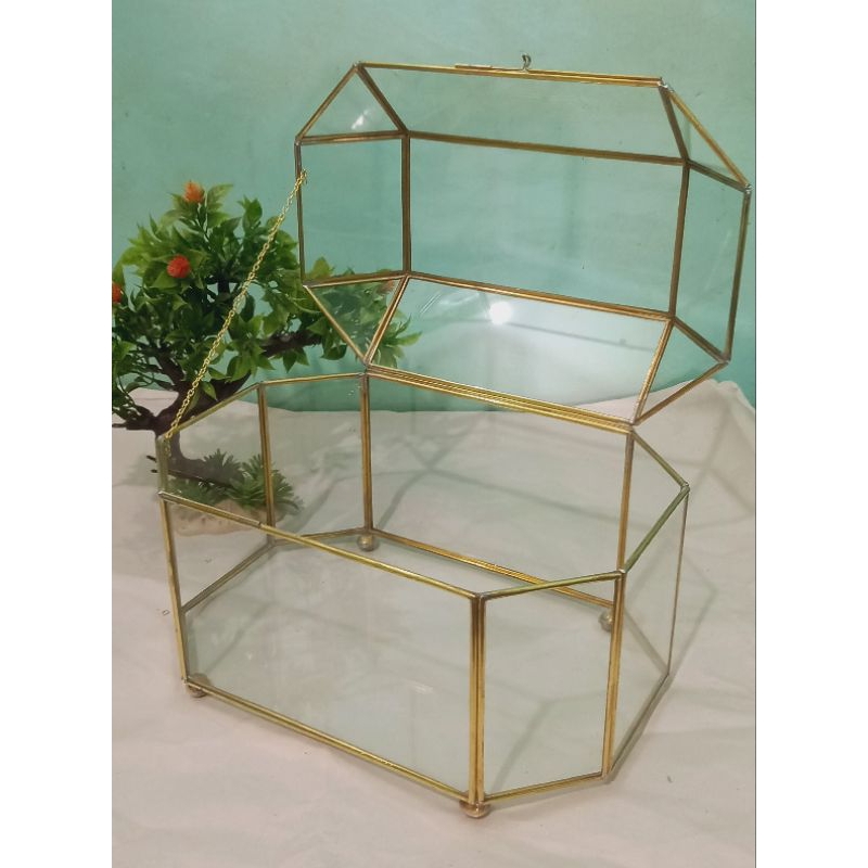 

SESERAHAN TERARIUM BOX HAMPERS 30x20x20