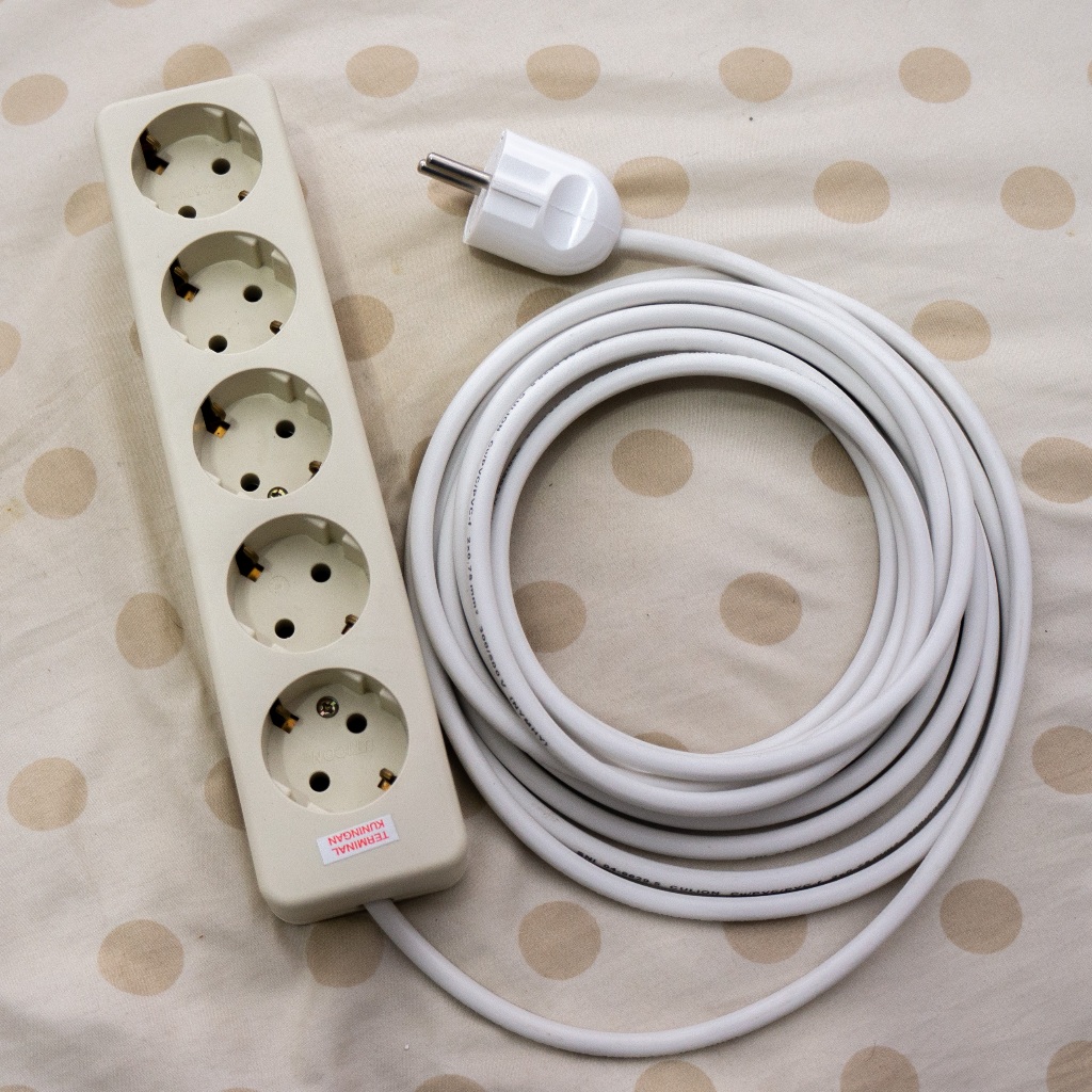 Stop Kontak 5 Lubang Uticon Kabel 1 2 3 4 5 6 7 8 9 10 Meter Stopkontak SNI GARANSI 3 BULAN