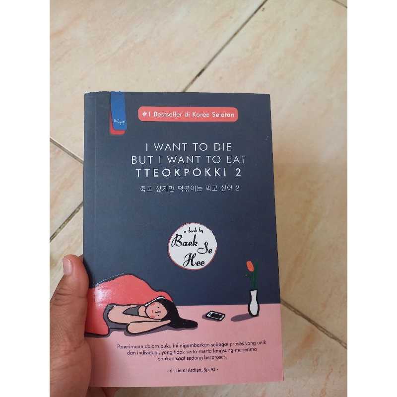 preloved buku original i want to die but i want to eat tteokpokki part 2