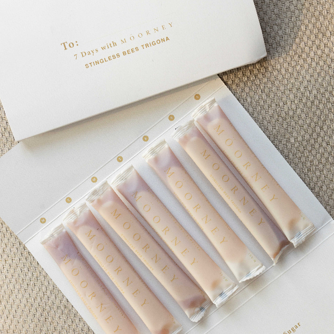 

Moorney - 7 days Trigona Honey Sachet | Madu Trigona Stingless bee Sachet 7 pcs x 15gr