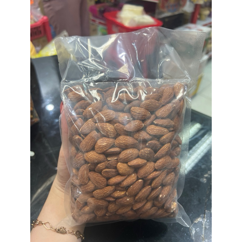 

Kacang Almond Roasted 500gr