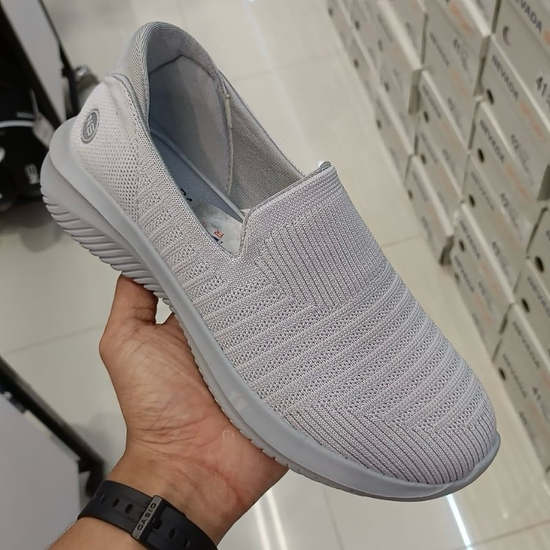 Nevada Sport Sepatu Slip On Wanita Grey