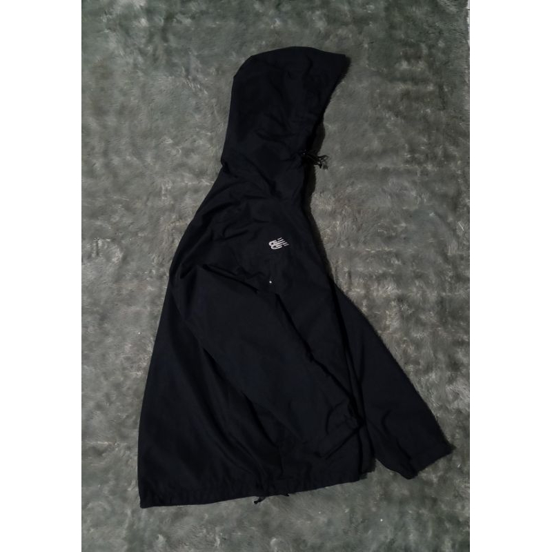 jacket new balance outdoor original gorpcore saku samping windbreaker mp3