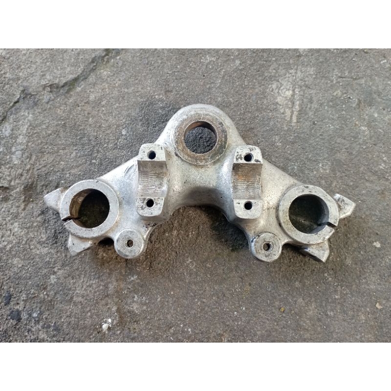 segitiga  T atas segitiga shock honda gl 100