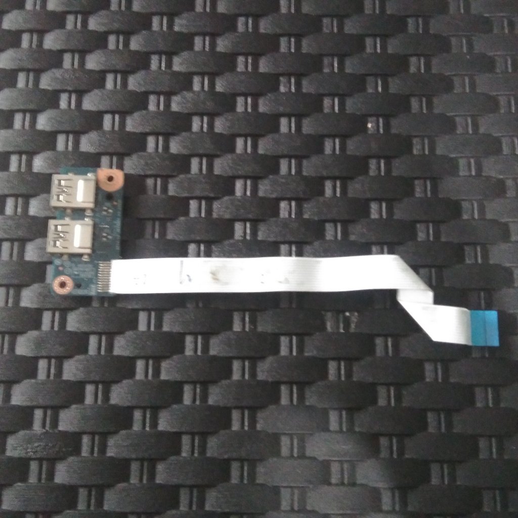 USB Board HP 15 g070nr USB Extension HP 15 g070nr USB Board HP Pavilion 15-g070nr USB Child Board HP