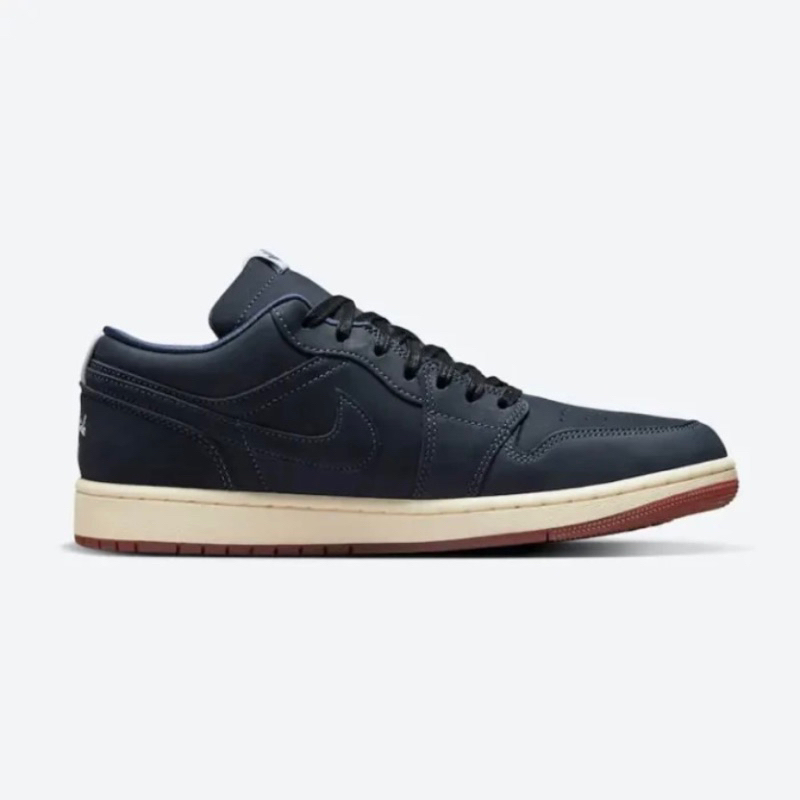 Sepatu Nike Air Jordan 1 Low eatside golf