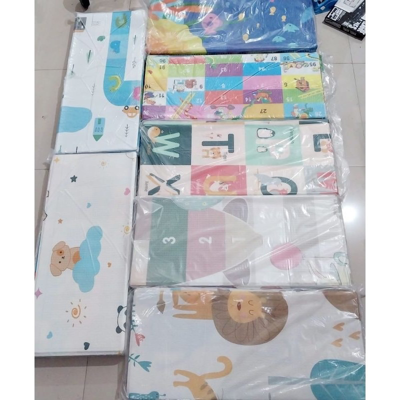 PLAYMATE BAYI/TIKAR LIPAT BUSA INFORT BAHAN TEBAL