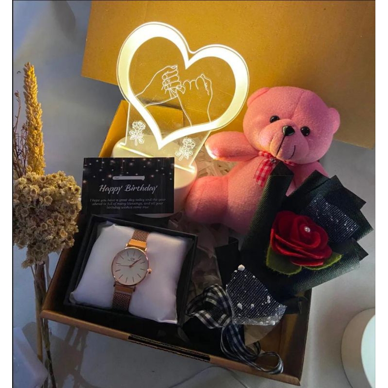 

HADIAH UNTUK CEWEK ULANG TAHUN/Aniverrsary wisuda/ wedding pernikahan paket lengkap komplit gratis ongkir