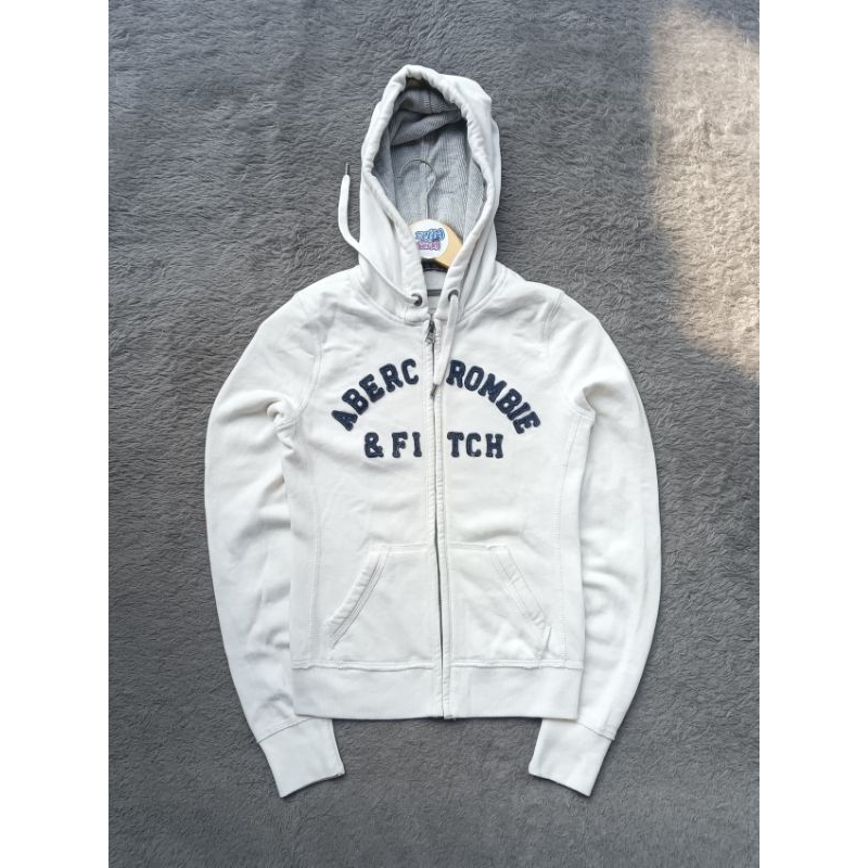Abercrombie putih