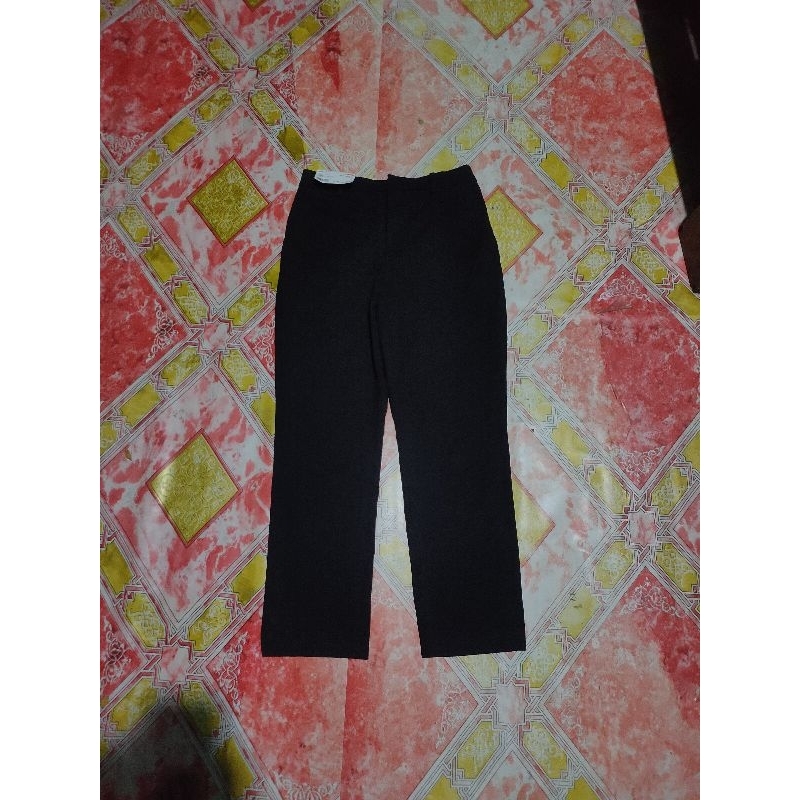 workpants uniqlo hitam pekat BNWT