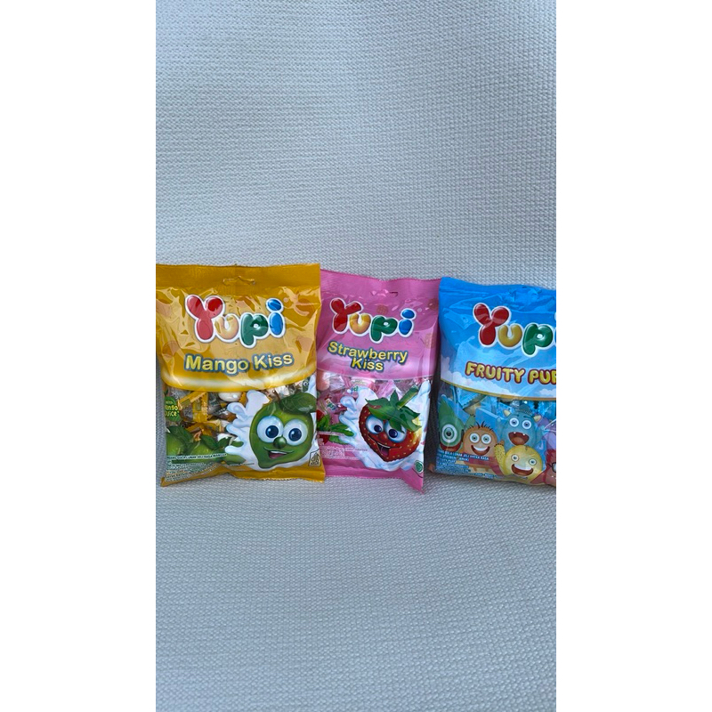 

Yupi Strawberry Kiss/ Manggo/ Fruity Puff