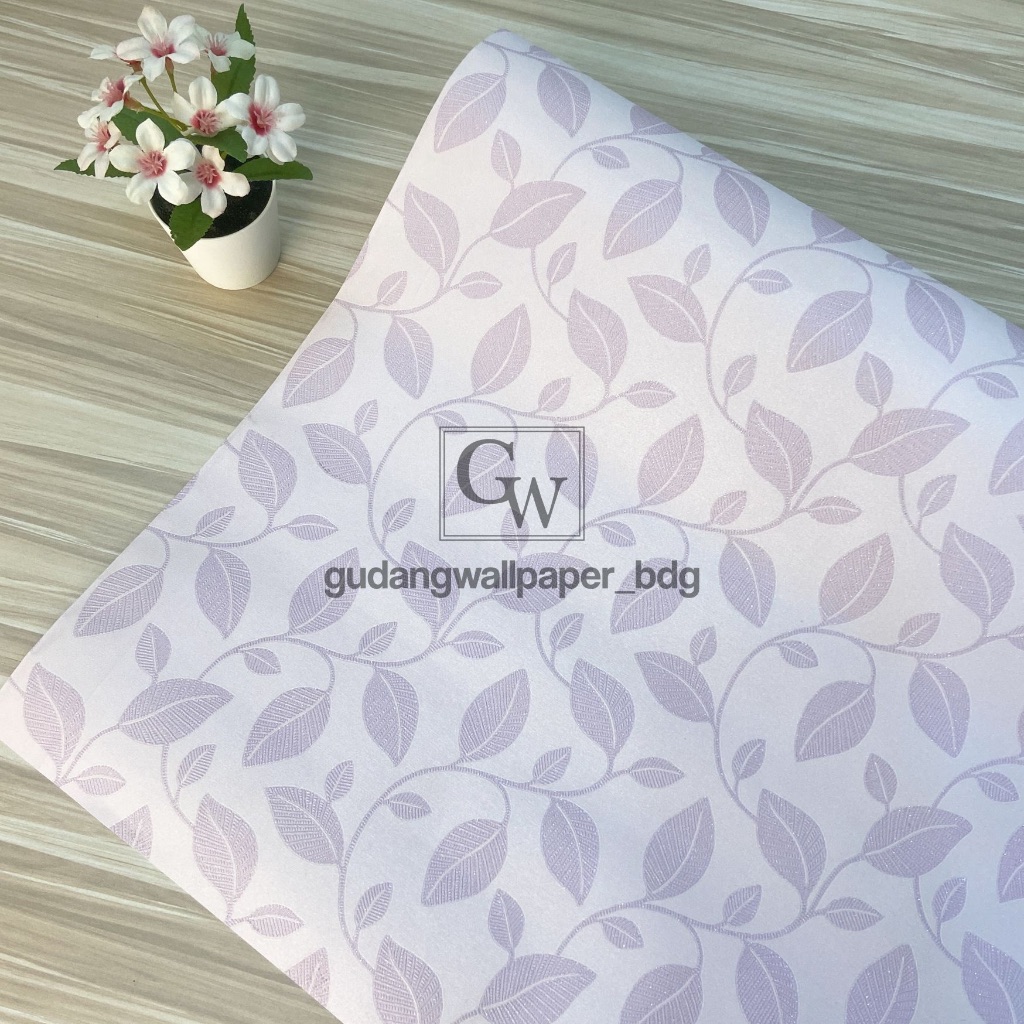 Wallpaper Vinyl Dinding Motif Daun Ungu Natural warna ungu pastel