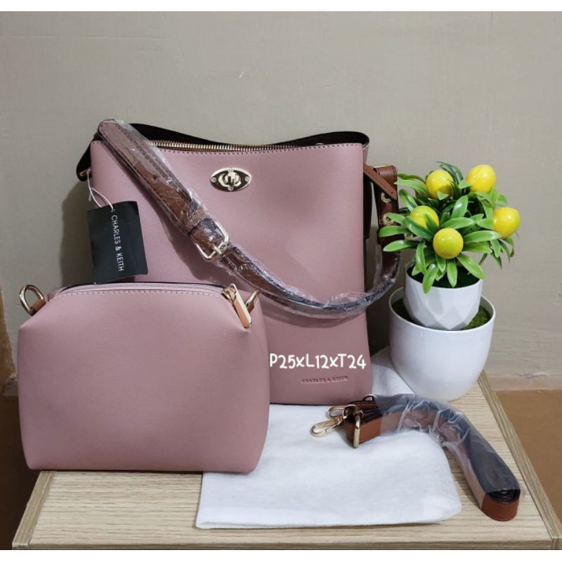 Tas CK Bucket Shoulder