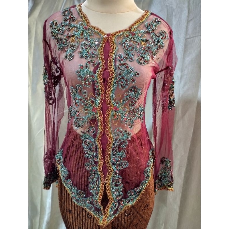 Atasan Kebaya tile klabang kombinasi payet