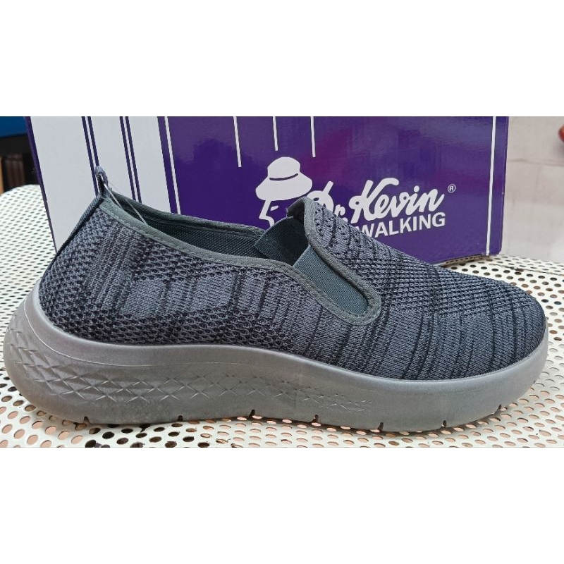 Sepatu Slip on pria Original DR KEVIN