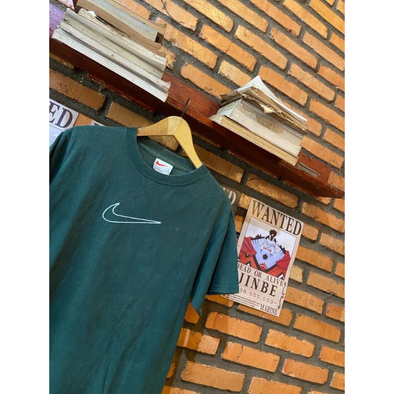 vtg tshirt Nike center