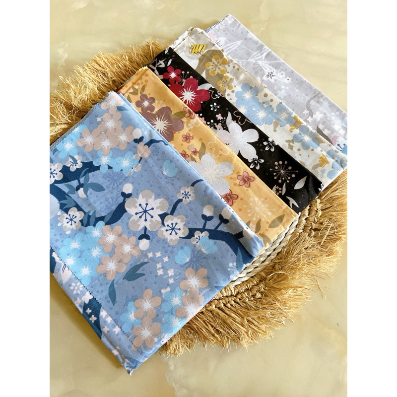 Umama hijab / jilbab umama / umama voal miracle / umama segiempat / umama motif