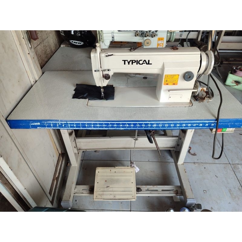Mesin jahit juki/typical dinamo/servo meja kaki baru