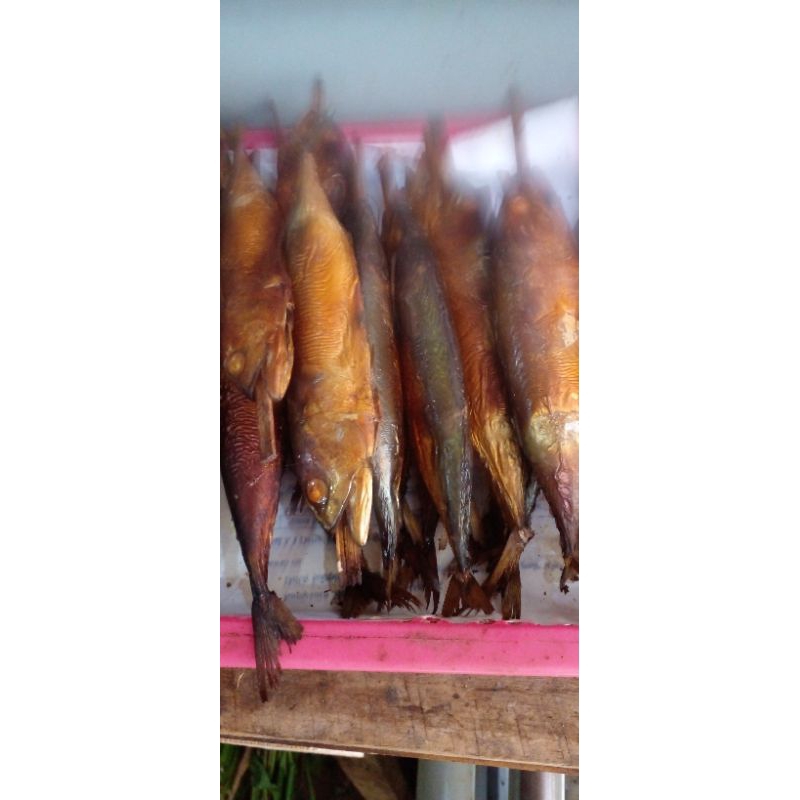 

Ikan asap per biji