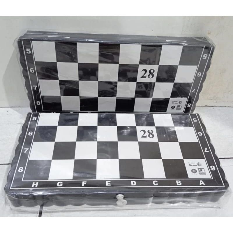 Papan Catur Plastik Bahan Tebal ukuran 28