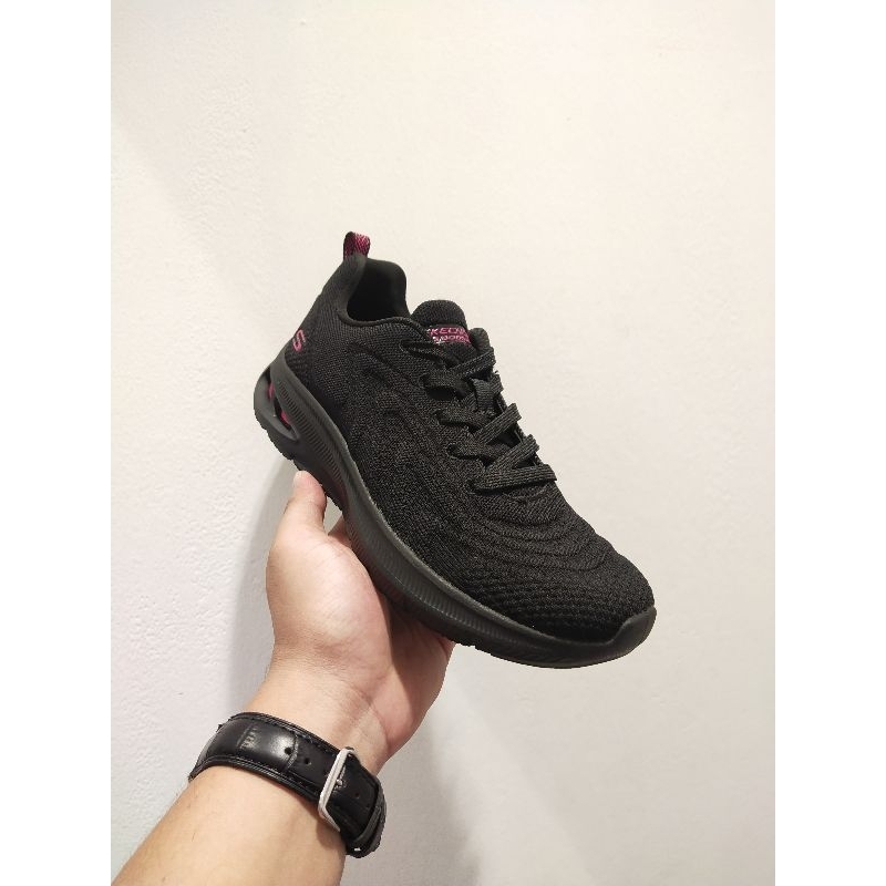 SEPATU WANITA TERBARU SKECHERS ORIGINAL SNEAKERS BOBS UNITY HITAM