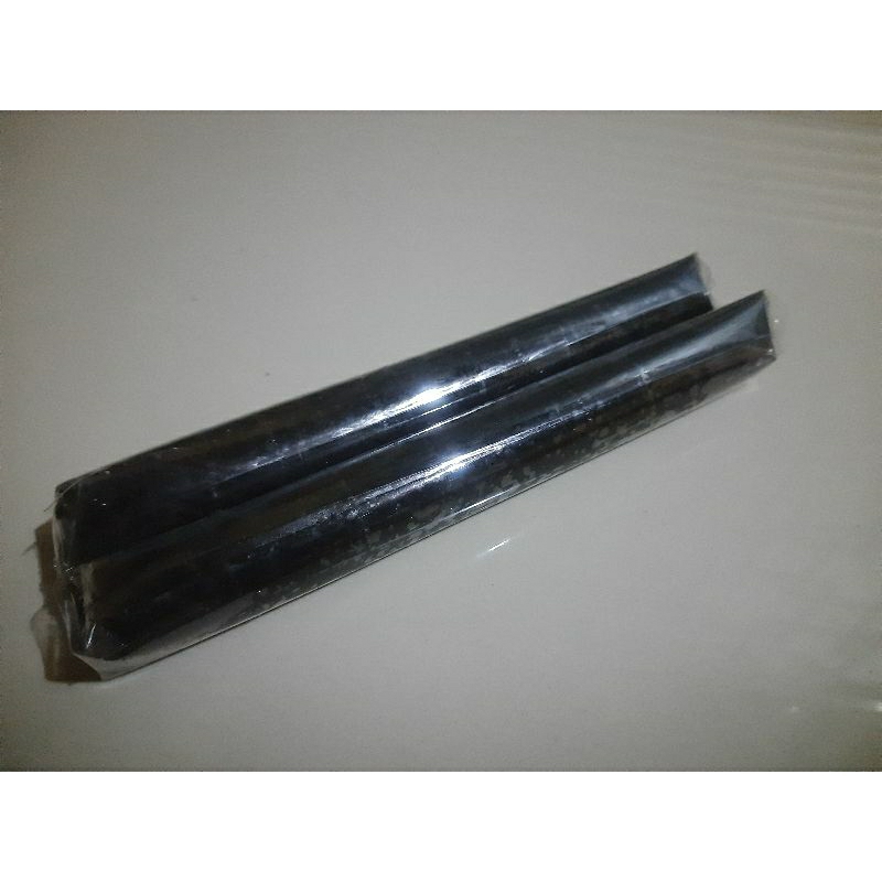 

Dodol Lonjor / jenang Ketan Hitam Asli khas bogor higienis 125 gram/ 1 Dodol Lonjor / jenang Ketan Hitam Asli khas bogor higienis 125 gram